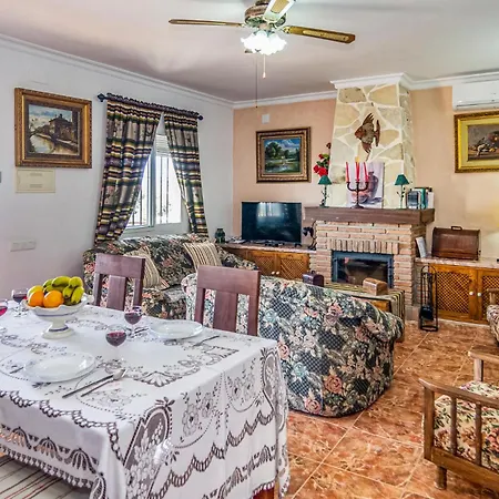 Gorgeous In With House Sea View Holiday home *