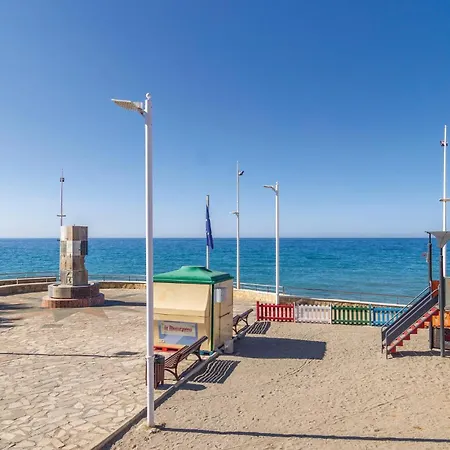 Holiday home Gorgeous In With House Sea View *