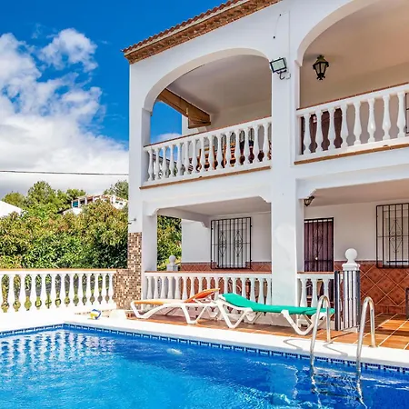 Holiday home Gorgeous In With House Sea View